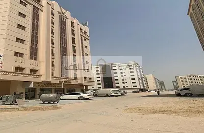 أرض - استوديو للبيع في الثاني مويلح - تجارية مويلح - الشارقة