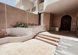 Reception / Lobby image for: Villa - 4 bedrooms - 6 bathrooms for rent in Al Mina - Abu Dhabi, Image 1