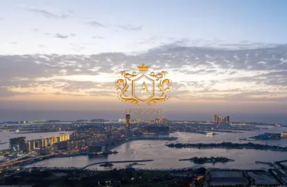 Apartment - 4 Bedrooms - 5 Bathrooms for sale in Iconic - Dubai Internet City - Dubai