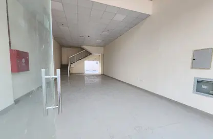 Warehouse - Studio - 1 Bathroom for rent in Ajman Industrial 1 - Ajman Industrial Area - Ajman