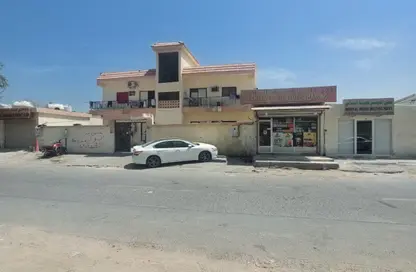 عمارة بالكامل - 8 غرف نوم - 8 حمامات للبيع في الراشدية 2 - الراشدية - عجمان