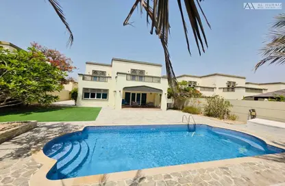 Villa - 4 Bedrooms - 5 Bathrooms for rent in Jumeirah Park Homes - Jumeirah Park - Dubai