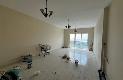 Apartment - 2 Bedrooms - 4 Bathrooms for rent in New Al Taawun Road - Al Taawun - Sharjah