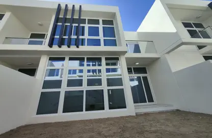 Villa - 3 Bedrooms - 5 Bathrooms for rent in Centaury - The Roots DAMAC Hills 2 - Damac Hills 2 - Dubai