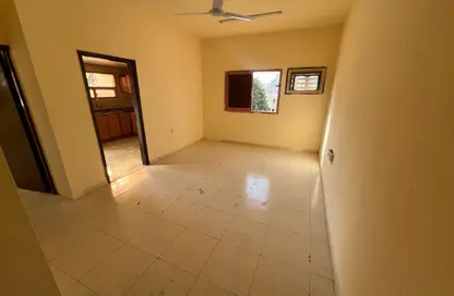 Apartment - 1 Bedroom - 1 Bathroom for rent in Corniche Tower - Ajman Corniche Road - Ajman