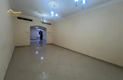 Apartment - 1 Bedroom - 2 Bathrooms for rent in Al Majaz 3 - Al Majaz - Sharjah Apartment - 1 Bedroom - 2 Bathrooms for rent in Al Majaz 3 - Al Majaz - Sharjah