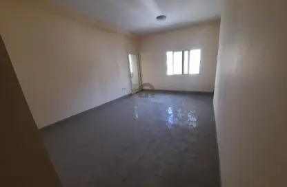 شقة - غرفة نوم - 2 حمامات للبيع في برج منازل 2 - شارع التعاون - التعاون - الشارقة