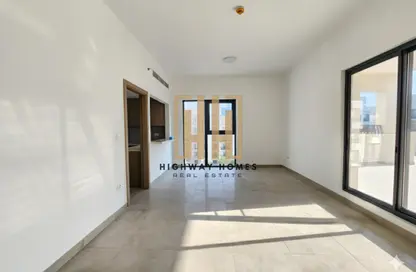 Apartment - 3 Bedrooms - 4 Bathrooms for rent in Sapphire Beach Residence - Maryam Beach Residence - Maryam Island - Sharjah Apartment - 3 Bedrooms - 4 Bathrooms for rent in Sapphire Beach Residence - Maryam Beach Residence - Maryam Island - Sharjah