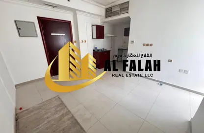 شقة - 1 حمام للايجار في شارع التعاون الجديد - التعاون - الشارقة