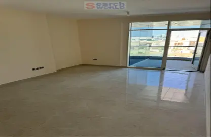 Empty Room image for: Apartment - 2 Bedrooms - 3 Bathrooms for rent in Khalifa City - Abu Dhabi, Image 1