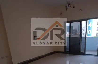 شقة - 2 غرف نوم - 2 حمامات للايجار في برج النعيمية 1 - أبراج النعيمية - النعيمية - عجمان