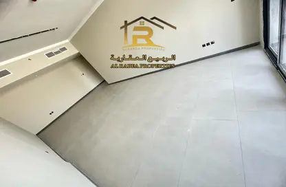 Empty Room image for: Compound for sale in Al Jurf 3 - Al Jurf - Ajman Downtown - Ajman, Image 1