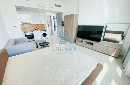 Apartment - Studio - 1 Bathroom for rent in The Square Tower - Jumeirah Village Circle - Dubai
