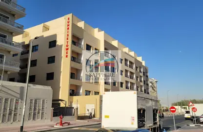 Apartment - 2 Bedrooms - 3 Bathrooms for rent in Sunrise Tower - Dubai Investment Park (DIP) - Dubai