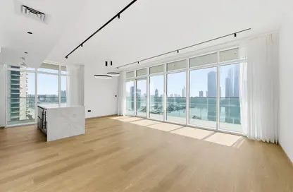 Apartment - 3 Bedrooms - 4 Bathrooms for sale in Sunrise Bay - EMAAR Beachfront - Dubai Harbour - Dubai