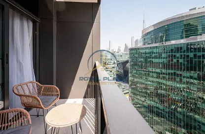 شقة - 1 حمام للايجار في أحد ريزيدنس - الخليج التجاري - دبي