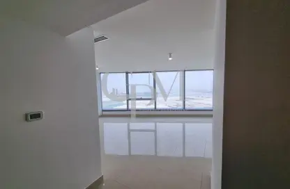 شقة - غرفة نوم - 2 حمامات للايجار في برج سكاي - شمس أبوظبي - جزيرة الريم - أبوظبي