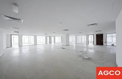 Office Space - Studio - 4 Bathrooms for rent in Grosvenor Business Tower - Barsha Heights (Tecom) - Dubai