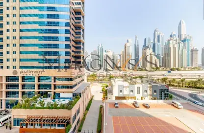 شقة - 2 غرف نوم - 4 حمامات للايجار في برج السيف 3 - (JLT) مجمع U - أبراج بحيرة الجميرا - دبي