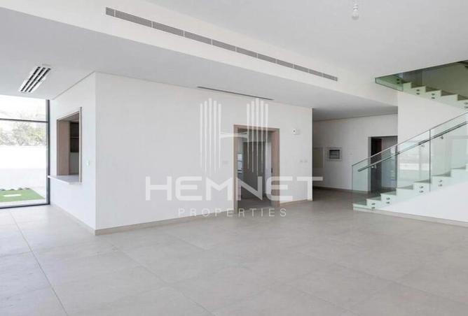 15250803 - Property Image 2