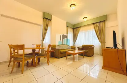 Apartment - 1 Bedroom - 1 Bathroom for rent in Muraijeb Tower - Hamdan Street - Abu Dhabi