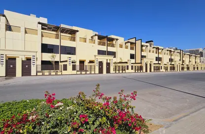 Apartment - 3 Bedrooms - 5 Bathrooms for rent in District 16 - Jumeirah Village Circle - Dubai