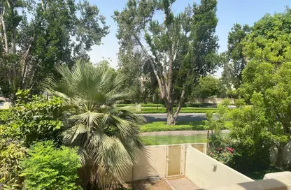 Villa - 2 Bedrooms - 3 Bathrooms for rent in Springs 12 - The Springs - Dubai