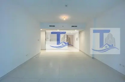 Apartment - 2 Bedrooms - 3 Bathrooms for rent in Al Raha Beach - Abu Dhabi