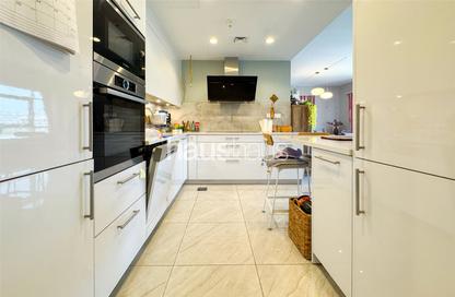 Apartment - 3 Bedrooms - 3 Bathrooms for sale in Al Nakheel 3 - Al Nakheel - Greens - Dubai
