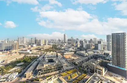 Apartment - 2 Bedrooms - 3 Bathrooms for sale in BLOOM TOWERS A - Bloom Towers - Jumeirah Village Circle - Dubai