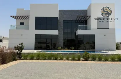 Villa - 5 Bedrooms - 7 Bathrooms for rent in Nad Al Sheba 3 - Nad Al Sheba - Dubai