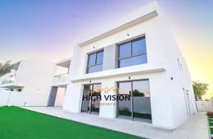 Outdoor House image for: Villa - 4 Bedrooms - 5 Bathrooms for rent in Redwoods - Yas Acres - Yas Island - Abu Dhabi, Image 1