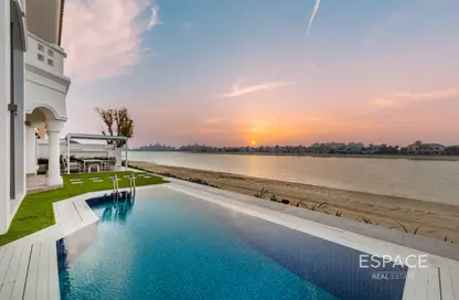 Villa - 4 Bedrooms - 5 Bathrooms for rent in Garden Homes Frond L - Garden Homes - Palm Jumeirah - Dubai