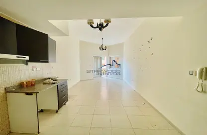 Apartment - Studio - 1 Bathroom for sale in Silicon Gates 2 - Silicon Gates - Dubai Silicon Oasis - Dubai