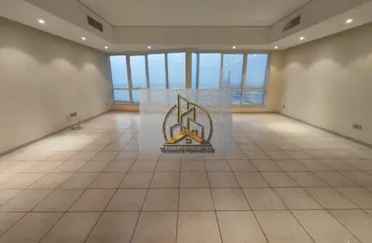 Apartment - 3 Bedrooms - 4 Bathrooms for rent in Al Mina - Abu Dhabi