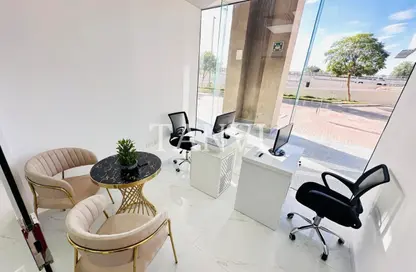 مكتب - استوديو - 1 حمام للايجار في ريم ريزدنسي - الكرامة - دبي