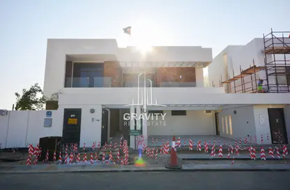 Villa - 5 Bedrooms - 6 Bathrooms for sale in West Yas - Yas Island - Abu Dhabi