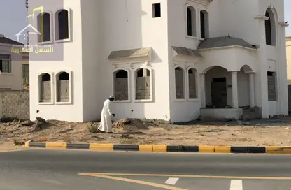 Villa - 5 Bedrooms - 2 Bathrooms for sale in Al Nouf - Sharjah