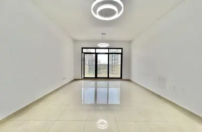 Apartment - 2 Bedrooms - 3 Bathrooms for rent in Jumeirah Garden City - Al Satwa - Dubai