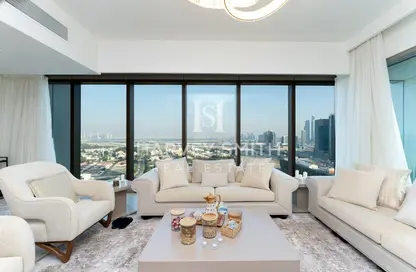 Living Room image for: Apartment - 3 Bedrooms - 4 Bathrooms for rent in Downtown Views II Tower 2 - Downtown Views II - Downtown Dubai - Dubai, Image 1