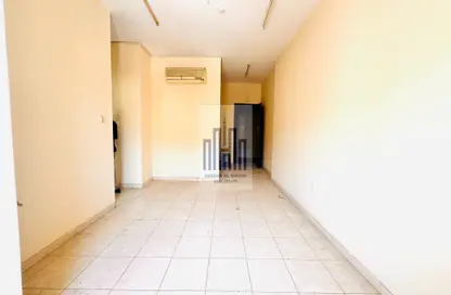 Apartment - 1 Bedroom - 1 Bathroom for rent in Al Thani Muwaileh - Muwaileh Commercial - Sharjah