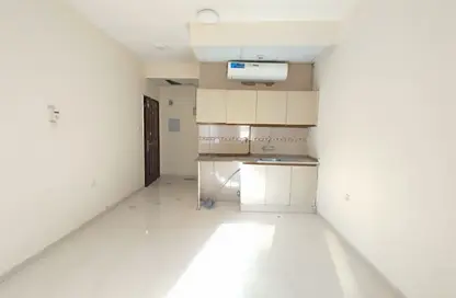 Apartment - Studio - 1 Bathroom for rent in Muwailih Building - Muwaileh - Sharjah Apartment - Studio - 1 Bathroom for rent in Muwailih Building - Muwaileh - Sharjah