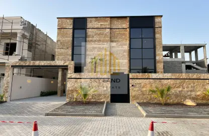 Villa - 5 Bedrooms - 7 Bathrooms for sale in Ajman Hills - Al Alia - Ajman