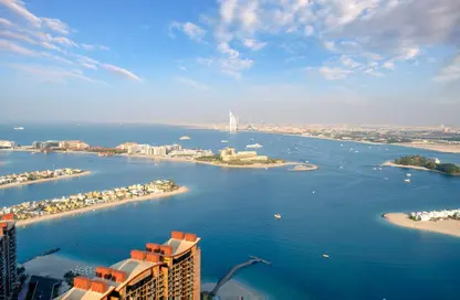 Apartment - Studio - 1 Bathroom for sale in The Palm Tower - Palm Jumeirah - Dubai