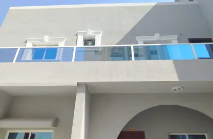 عمارة بالكامل - 8 غرف نوم - 8 حمامات للايجار في النعيمية - عجمان