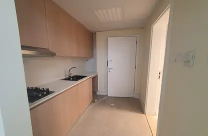 شقة - 1 حمام للايجار في يو08 - طراز إيطالي - المدينة العالمية - دبي