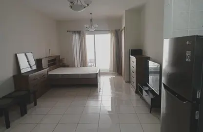 Apartment - Studio - 1 Bathroom for rent in Mulberry 2 - Emirates Gardens 2 - Jumeirah Village Circle - Dubai