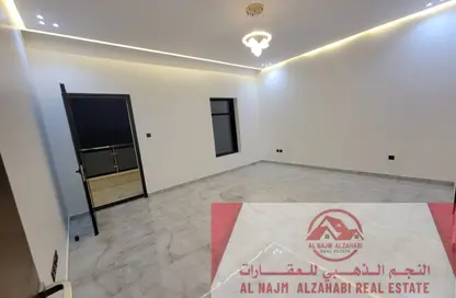 فيلا - 3 غرف نوم - 5 حمامات للبيع في الزاهية - عجمان