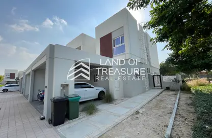 Villa - 4 Bedrooms - 4 Bathrooms for sale in Amaranta - Villanova - Dubai Land - Dubai