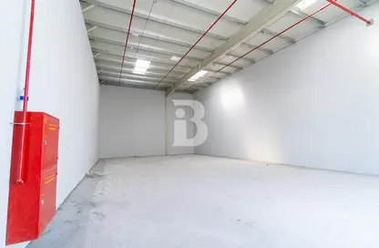 Warehouse - Studio for rent in Industrial Area 18 - Sharjah Industrial Area - Sharjah